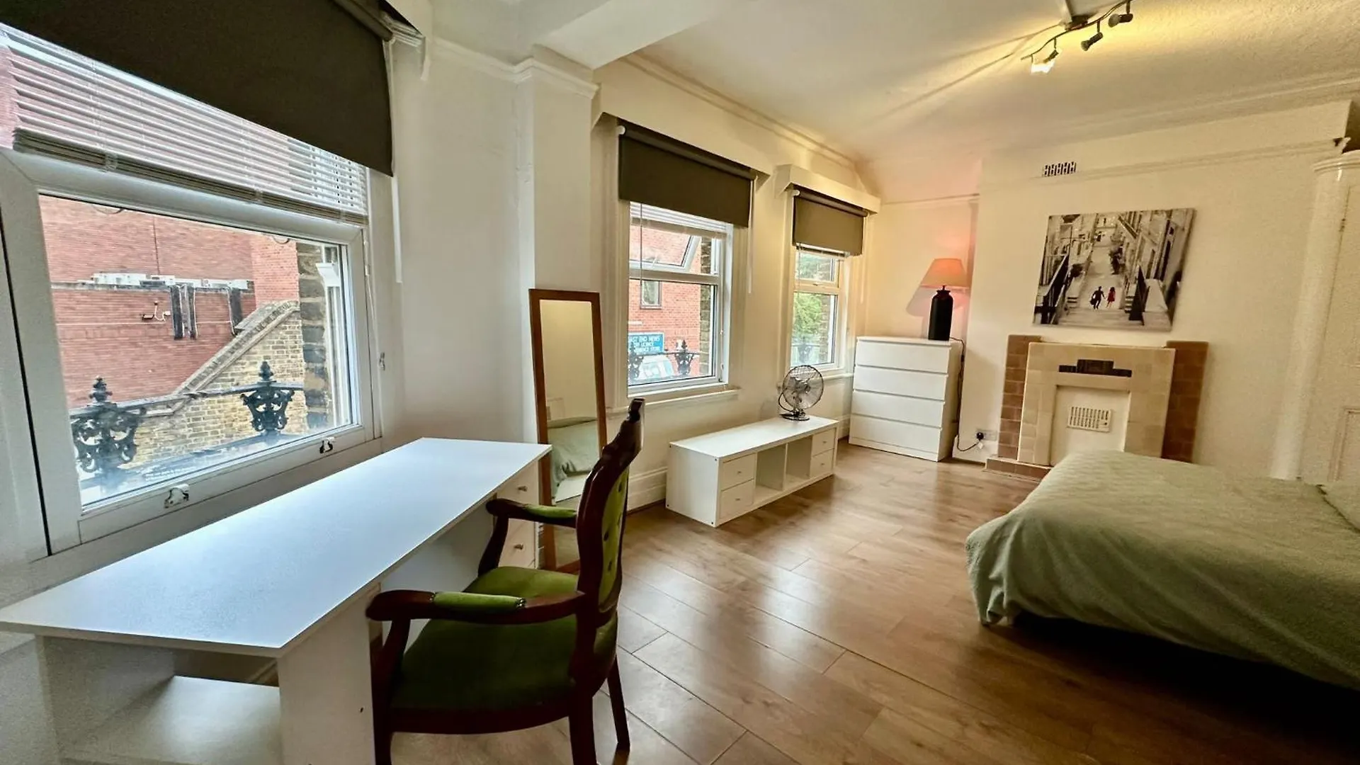 Locke & Quay Exclusive Rooms London Guest house