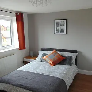 https://harlinger-lodge.cambridgehotelsuk.com